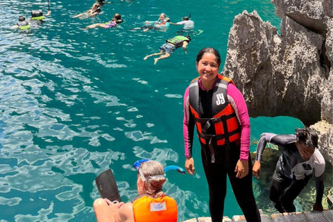 Excursión compartida por la isla de Coron A