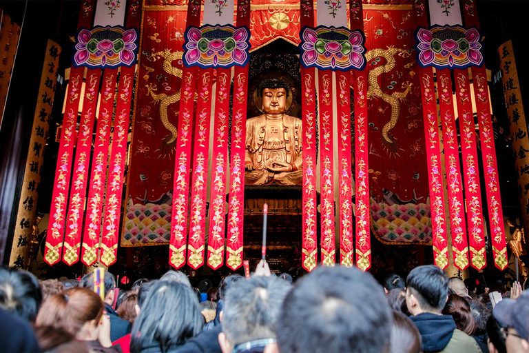 Shanghai: Jade Buddha Temple and Local Food Tour