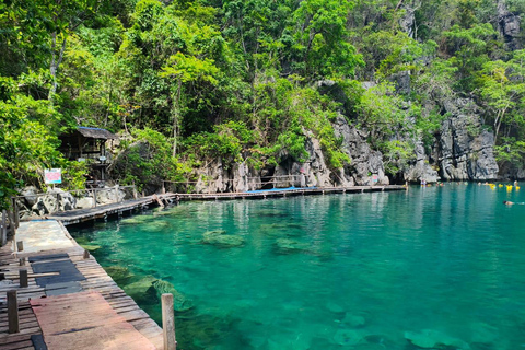 Coron 2-Day Private Tour: Highlights, Lunch and Hotel Pickup