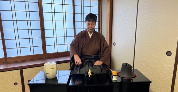 Kyoto Ninenzaka: Tea Ceremony in Old Townhouse with Chairs
