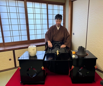 Kyoto: Tea Ceremony in 150 Years-Old Townhouse with Chairs