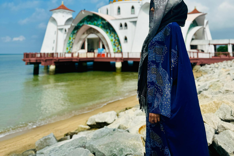 Malacca Day Trip: River Cruise, Trishaw & Nyonya Lunch