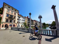 Ljubljana Sightseeing Tour by E-bikes - Housity