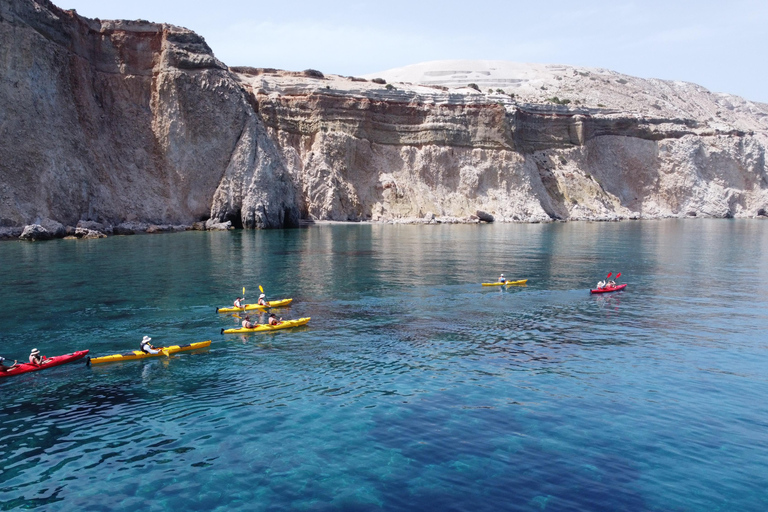 Private Kajaktour zu den Geheimnissen von MilosPrivate Abendtour