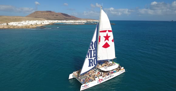 La Graciosa: crucero por la isla con almuerzo para cruceristas