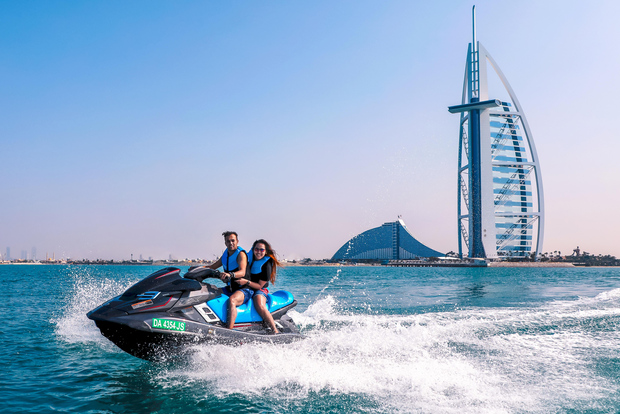 Dubai Jetski: Burj Al Arab, Burj Khalifa, Photos & Videos