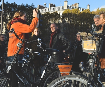 Paris: Secret City Bike Tour Off the Tourist Path