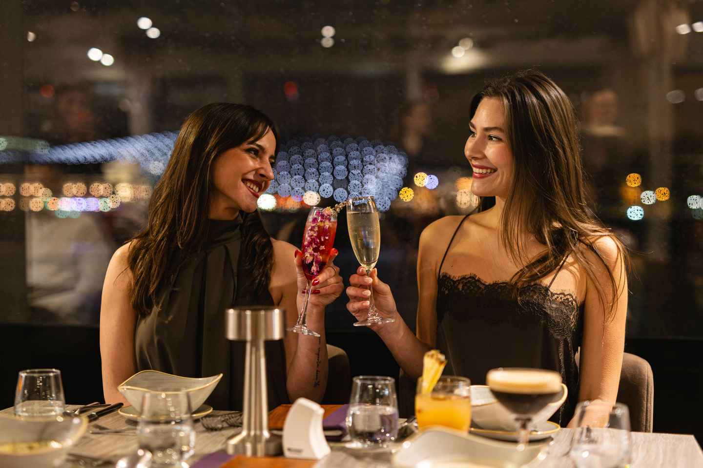 Dinner & Lights - Budapest Evening Cruise