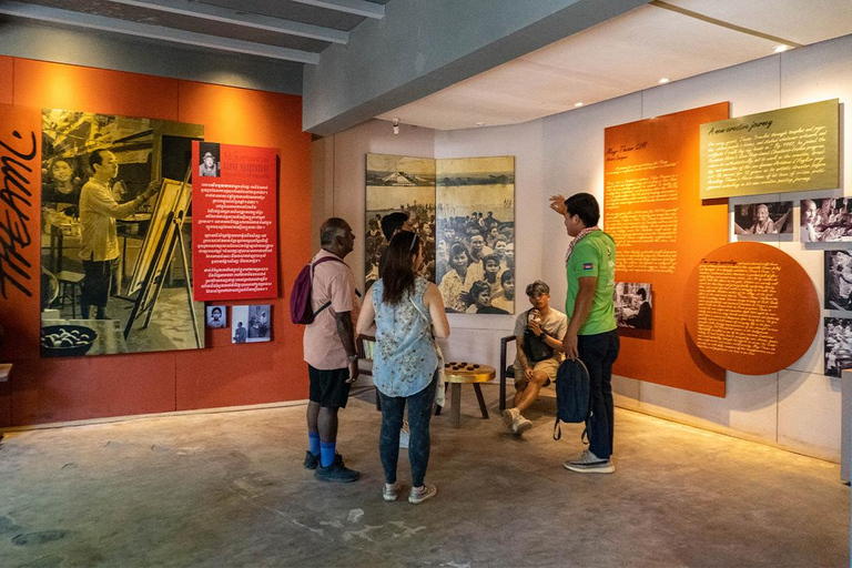 Siem Reap: City Tour, Killing Fields, & Art Haft -Day Tour Tuk Tuk Option + Tour Guide