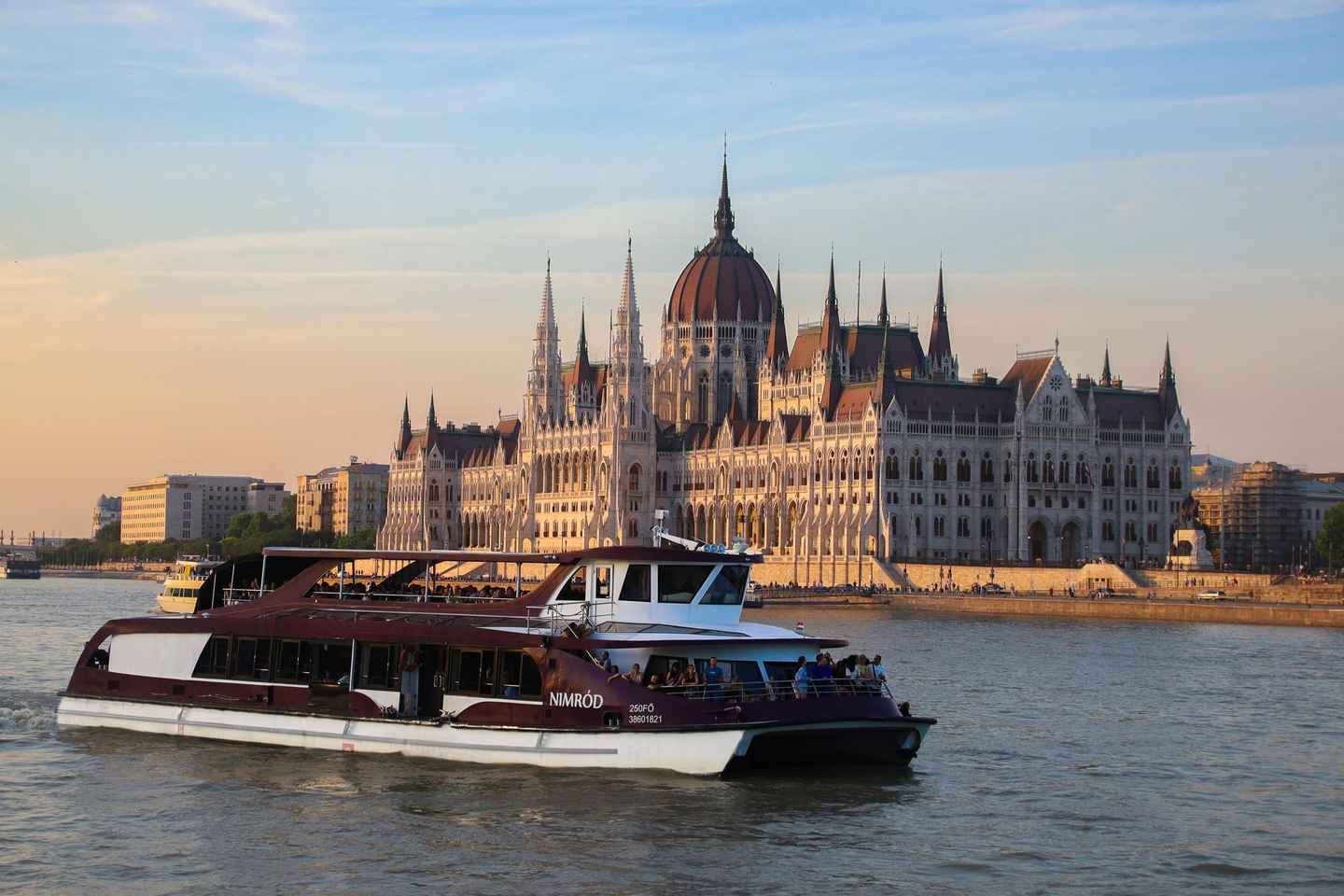Budapest City Sightseeing Cruise - Daytime Cruise