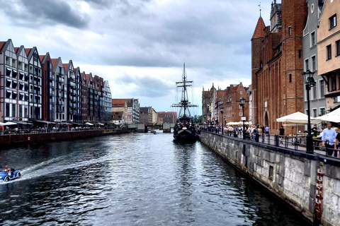 Gdansk: Guided Round-Trip Cruise to Westerplatte