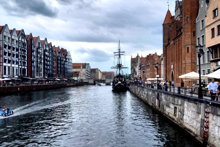 Gdansk: Guided Round-Trip Cruise to Westerplatte