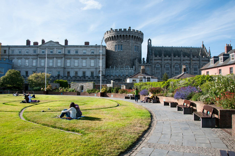 Dublin: Book of Kells, Dublin Castle and Christ Church Tour German Tour