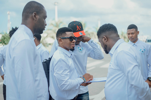 Zanzibar Taxi: Servizio di trasferimento dall'aeroporto a qualsiasi altro luogoTaxi Zanzibar: Servizio di trasferimento dall'aeroporto a qualsiasi altro luogo