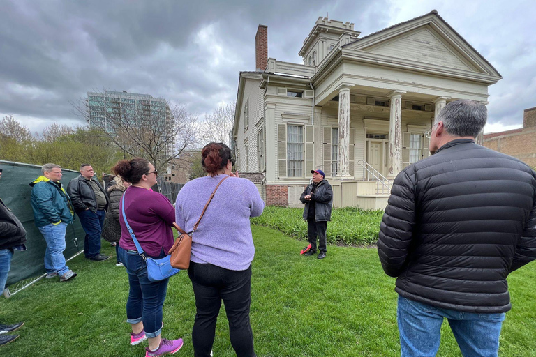 Chicago: Prairie Avenue Ghost Hunt