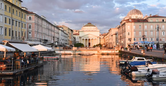 Triest: Eine Stadt, die dich auf jeden Fall überraschen wird.