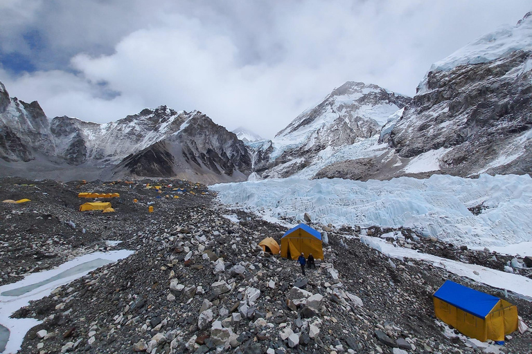 Trekking del Campo Base dell&#039;Everest con pernottamento - 15 giorniTrekking del Campo Base dell&#039;Everest con pernottamento