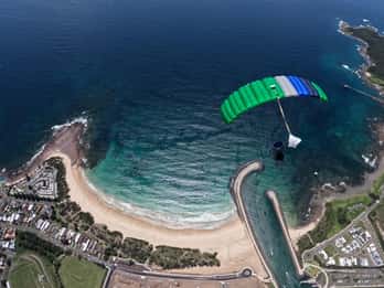Sydney, Shellharbour: 15,000ft Tandem Beach Skydive