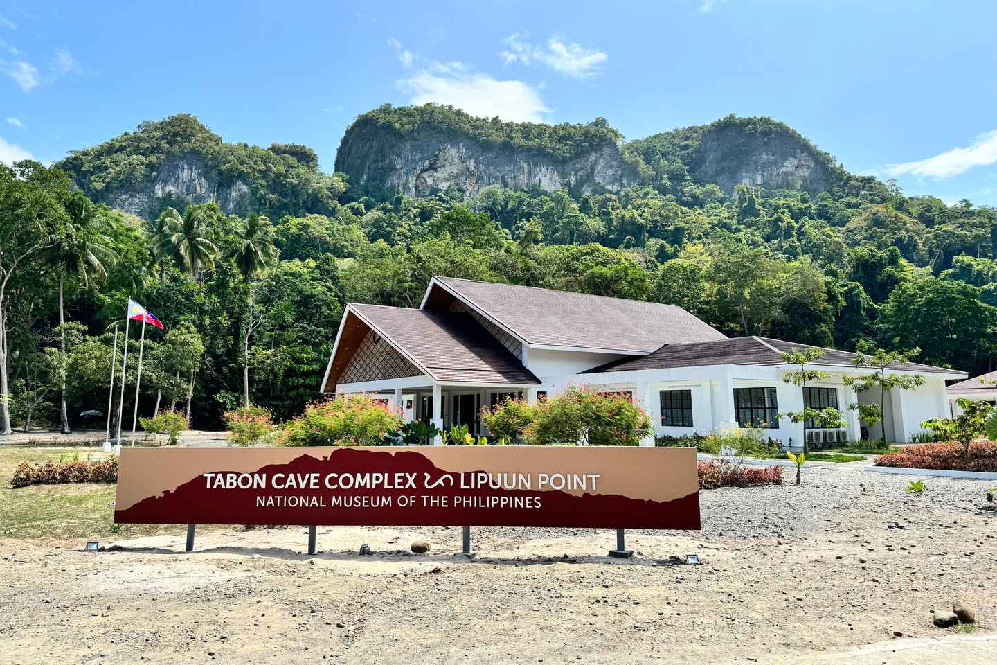 From Puerto Princesa: Tabon Cave Day Tour with lunch - Guided Cave Complex Tour & Museum Access