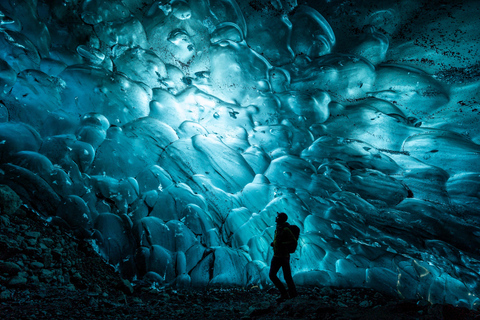 Jökulsárlón: Glacier Hike to a Remote Ice Cave