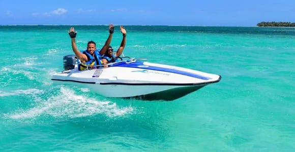 Punta Cana: Self-Drive Speed Boat & Snorkeling Tour