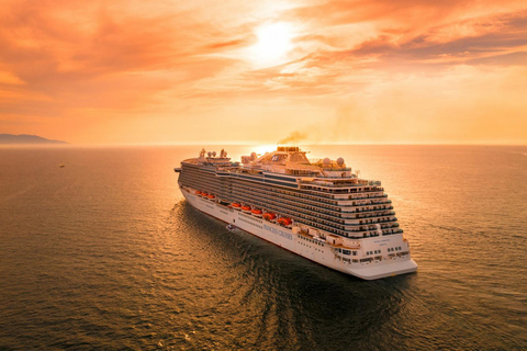 Southampton Port to London - Optional Via Stonehenge 6 Passengers Large MPV Vehicle