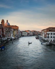 Wien: Privater Transfer nach Venedig oder Venedig nach Wien