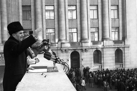 Bucharest: From Communism to Democracy Walking Tour