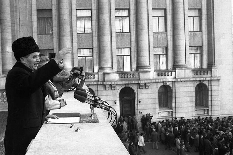 Bucharest: From Communism to Democracy Walking Tour