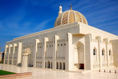 Tour di gruppo: Grande Moschea del Sultano Qaboos e Nizwa