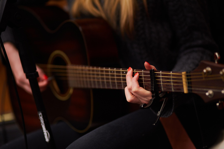 NYC: Gourmet Dinner Cruise with Live Music Window Table 5-Course Dinner