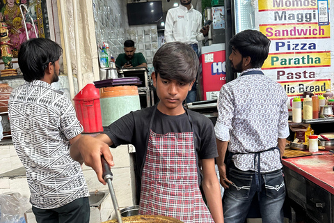 Udaipur: Gamla stadens rundvandring och matupplevelse med en lokal