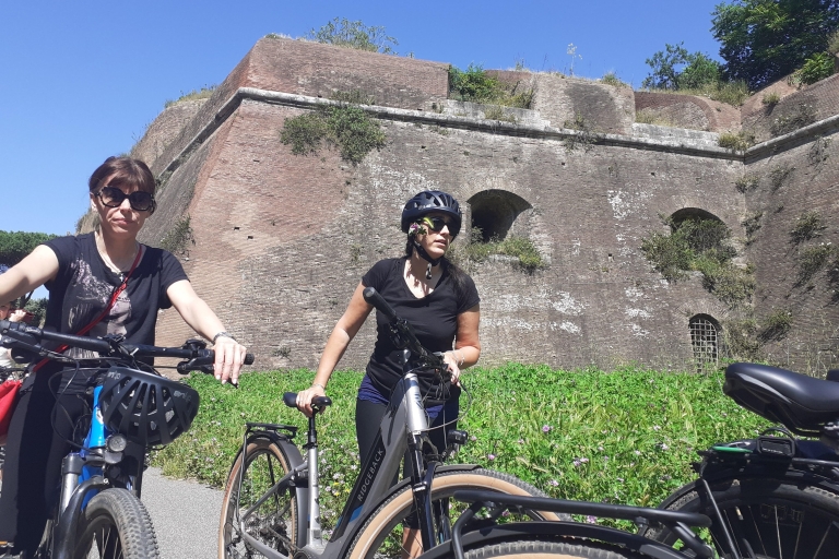 Rome: Appian Way E-Bike Tour with Picnic and Catacomb Option Tour with Catacombs