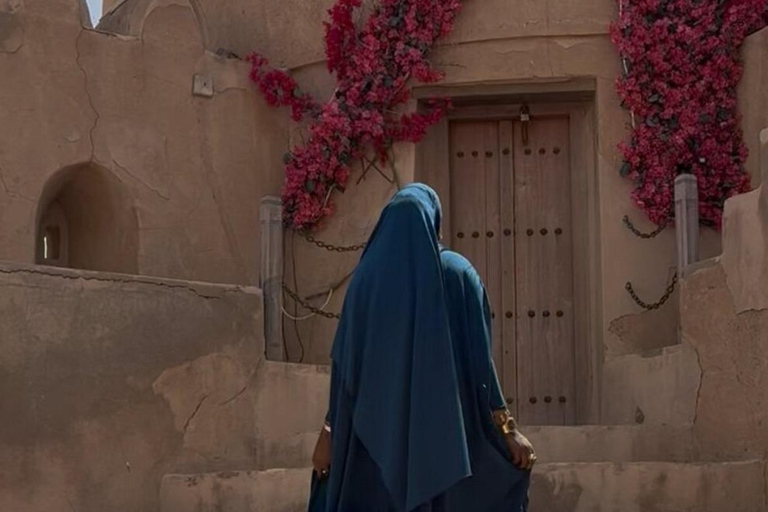 Muscat: Nizwa, Jabreen Castle & Bahla and more Sharing Tour