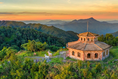 Viagem de 1 dia para caminhada no Parque Nacional Bach Ma com serviço de busca em Hue