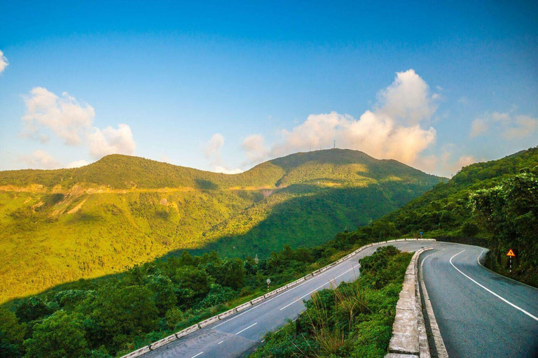 Easy Rider Tour 1 way : Hoi An/ Danang à Hue ou vice versaDe Hue à Hoi An/ DN via le col de Hai Van ou vice versa (aller simple)