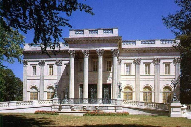 Breakers, Marble House, Downtown Newport DayTrip from Boston Tour with Pick-up
