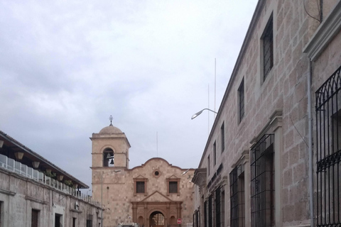 Arequipa: City Tour and a visit to the Monastery of Santa Catalina Arequipa: City Tour and Visit to the Santa Catalina Monastery
