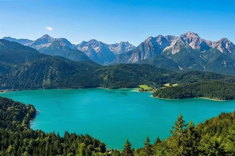 Start Munich-Motorcycle Tour 5 Bavarian lakes