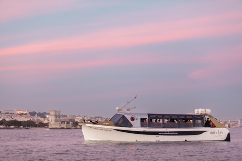 New Year’s Eve Luxury Boat – DJ, Buffet & Open Bar