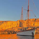 Marsiglia: Crociera al tramonto delle isole Frioul con cena cocktail