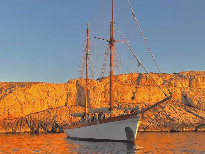 Marsiglia: cena in barca a vela al tramonto nell'arcipelago delle Frioul