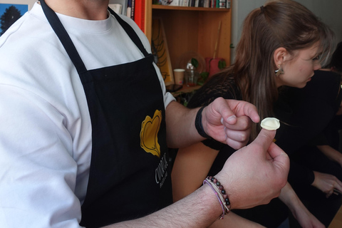 Rotterdam: Italian Pasta-Making Class with Aperitivo Italian Pasta-Making Class with Aperitif and dinner