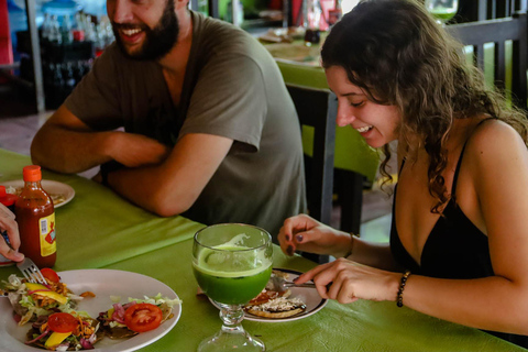 Cancun: Excursão gastronômica a pé de 3 horasCancún: tour gastronômico local