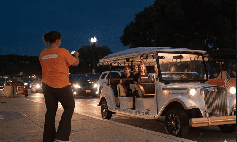 Washington DC: tour guiado en carrito eléctrico por los monumentos a la luz de la luna