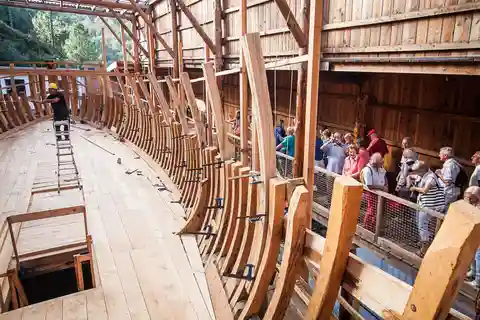 Baleia basca e casa de sidra basca tradicional
