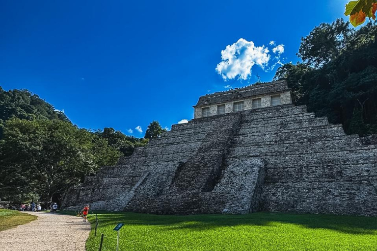 Archaeological Zone of Palenque: Guided Tour of Mayan Temples