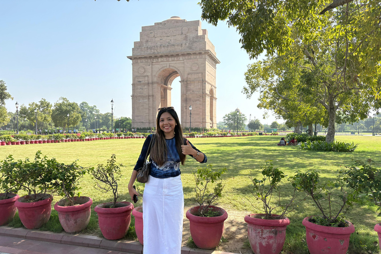 Delhi : Visite guidée privée de la vieille et de la nouvelle Delhi, en une journée ou une demi-journée.Visite d'une journée complète de l'Ancien et du Nouveau Delhi (voiture