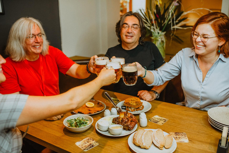 Prague: Old Town Fun Evening Food and Drink Tour Small Group Tour
