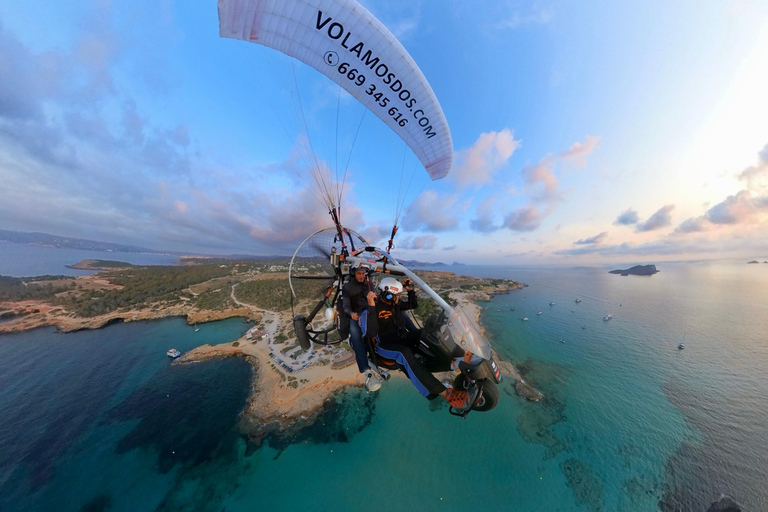 Paseo en Parapente a motor en Ibiza
